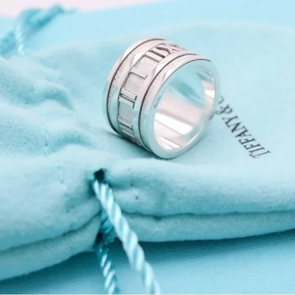 Tiffany & Co. 💯 % Auth 925 Silver Atlas Roman Numeral Wide Ring w/Pouch✨EUC✨ - Picture 2 of 10